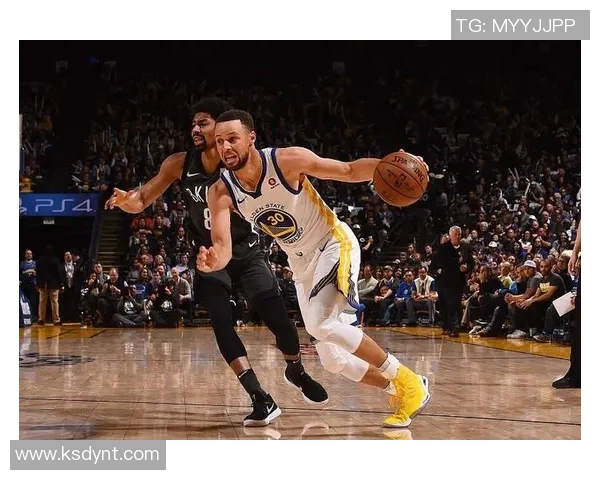 勇士与篮网激战正酣A直播带你全程感受比赛精彩瞬间